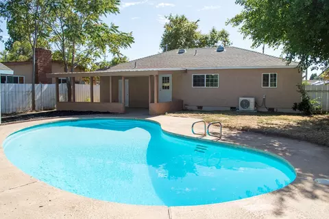 1716 Pinon Ave, Anderson, CA 96007 photo 2
