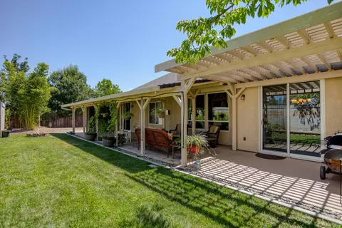 3330 Old Lantern Dr, Redding, CA 96003 photo 33