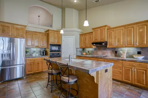 3330 Old Lantern Dr, Redding, CA 96003 photo 17