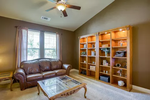 3330 Old Lantern Dr, Redding, CA 96003 photo 13