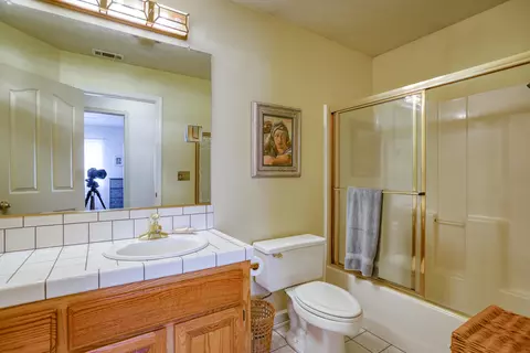 2233 Dartmouth Dr, Redding, CA 96001 photo 17