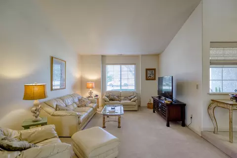 2233 Dartmouth Dr, Redding, CA 96001 photo 7