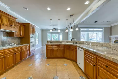 19274 Lexington Ln, Redding, CA 96003 photo 8