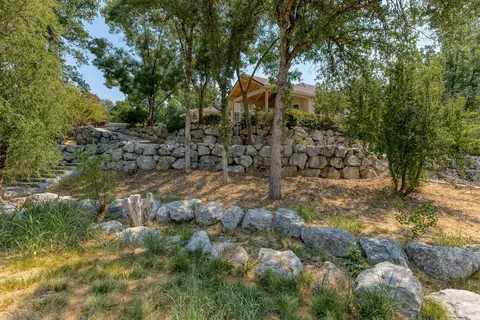 19274 Lexington Ln, Redding, CA 96003 photo 23