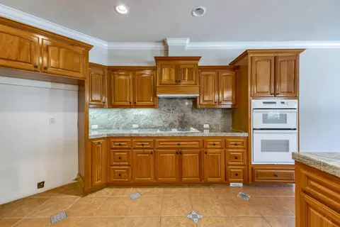 19274 Lexington Ln, Redding, CA 96003 photo 9