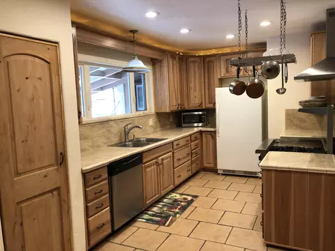 19103 Smith Rd, Redding, CA 96002 photo 10