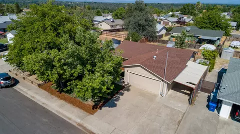 839 Grouse Dr, Redding, CA 96003 photo 2