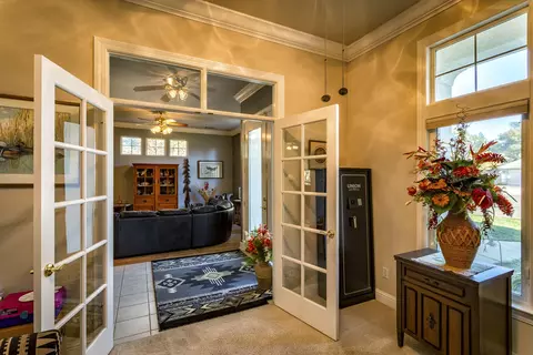 2710 Casabella Dr, Redding, CA 96002 photo 11