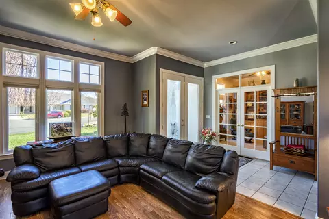 2710 Casabella Dr, Redding, CA 96002 photo 6