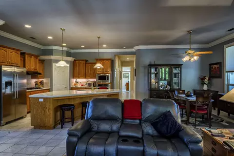 2710 Casabella Dr, Redding, CA 96002 photo 38