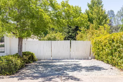 2098 Oconner Ave, Redding, CA 96001 photo 22
