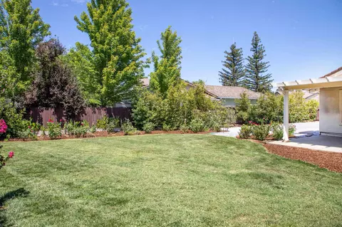 2098 Oconner Ave, Redding, CA 96001 photo 16