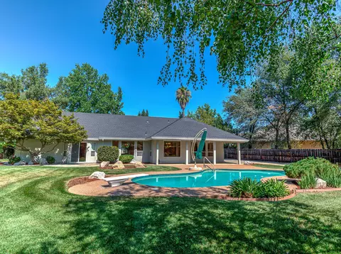 2657 Templeton Dr, Redding, CA 96002 photo 11