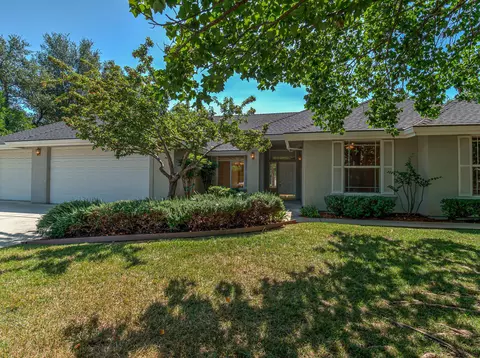2657 Templeton Dr, Redding, CA 96002 photo 4