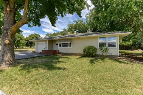 3230 W Bailey Dr, Anderson, CA 96007 photo 1