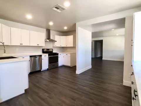 8528 Patricia Dr, Redding, CA 96002 photo 11