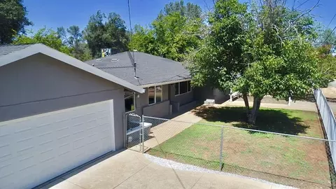 8528 Patricia Dr, Redding, CA 96002 photo 4