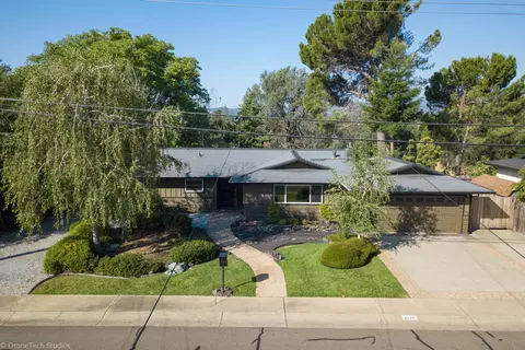 3225 Panorama Dr, Redding, CA 96003 photo 47