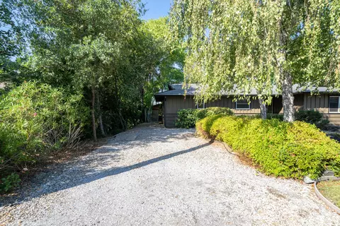 3225 Panorama Dr, Redding, CA 96003 photo 3