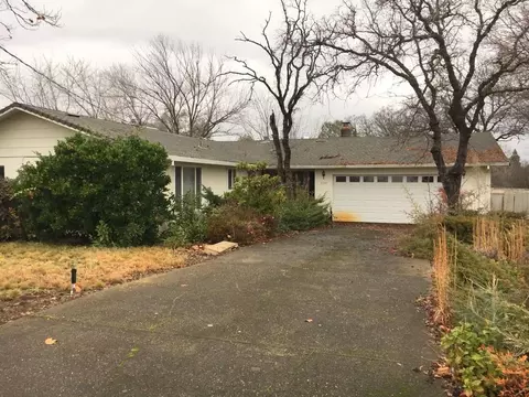 730 Oleta Dr, Redding, CA 96003 photo 2