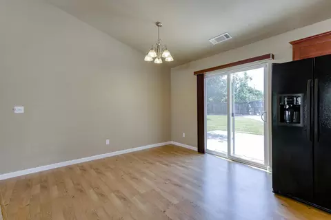 2997 Nicolet Ln, Redding, CA 96001 photo 9