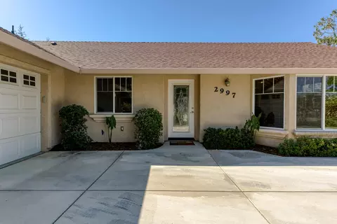 2997 Nicolet Ln, Redding, CA 96001 photo 2