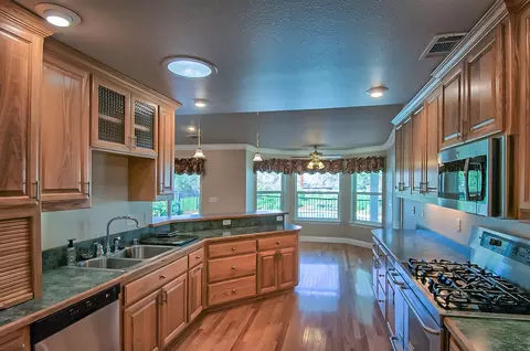6779 Aldea Ct, Redding, CA 96002 photo 17