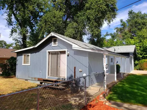 2771 Henderson Rd, Redding, CA 96002 photo 3