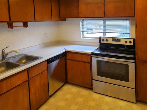 2771 Henderson Rd, Redding, CA 96002 photo 7