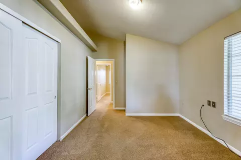 2211 Wicklow St, Redding, CA 96001 photo 11