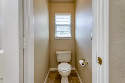 2211 Wicklow St, Redding, CA 96001 photo 18