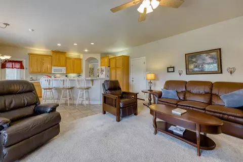 5749 Diamond Ridge Dr, Redding, CA 96003 photo 16