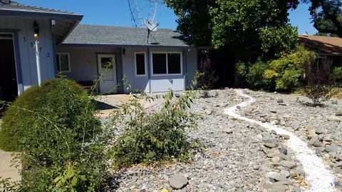 1572 Morningsun Dr, Redding, CA 96002 photo 2