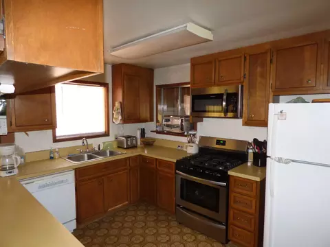 28334 Island Rd, Fall River Mills, CA 96028 photo 10