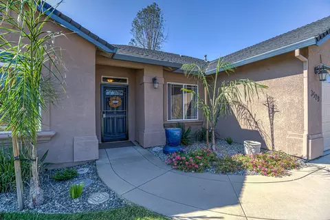3529 Keel Ct, Redding, CA 96003 photo 3