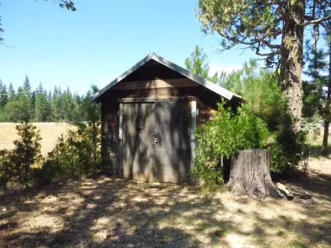 40340 Mcarthur Rd, Fall River Mills, CA 96028 photo 7