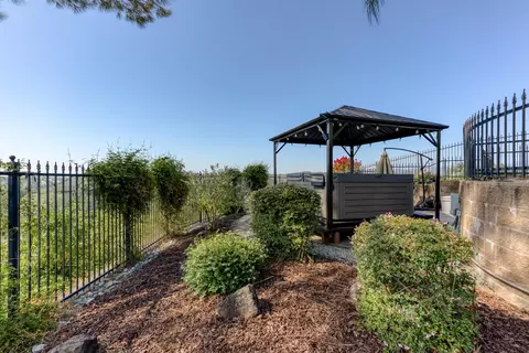 2007 Trailview Ct, Redding, CA 96003 photo 59