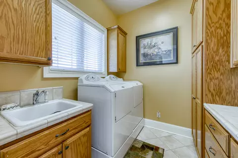 2007 Trailview Ct, Redding, CA 96003 photo 37
