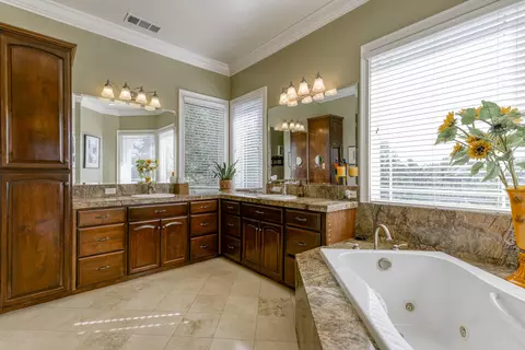 2007 Trailview Ct, Redding, CA 96003 photo 14
