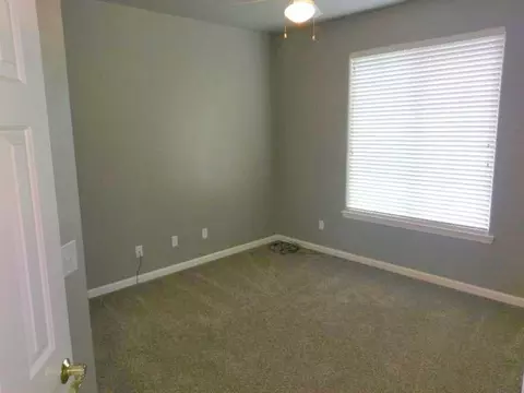 1020 Hillsdale Ct, Redding, CA 96003 photo 9