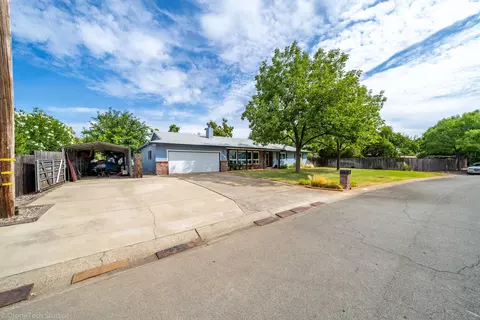 20186 Woodcrest Dr, Redding, CA 96002 photo 4