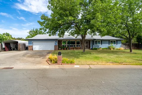 20186 Woodcrest Dr, Redding, CA 96002 photo 6