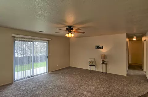 3772 Wolverine Dr, Redding, CA 96001 photo 7