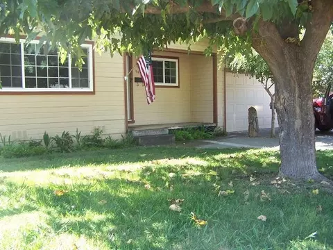 9656 Q St, Live Oak, CA 95953 photo 2