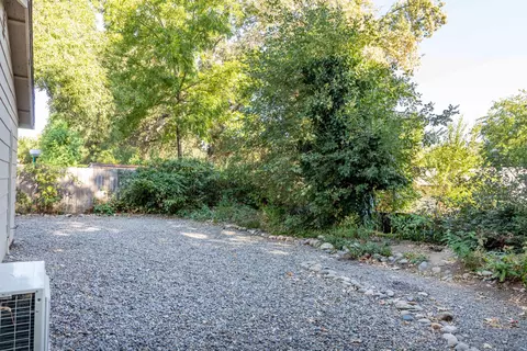 3435 Timber Ln, Anderson, CA 96007 photo 18