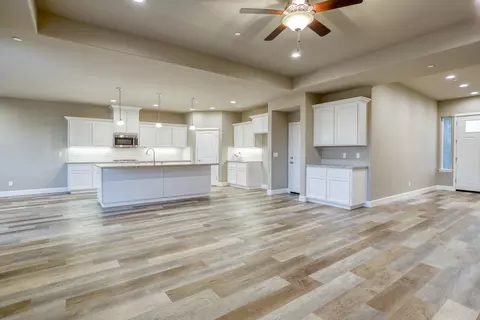 1191 Hancock Dr, Redding, CA 96003 photo 5
