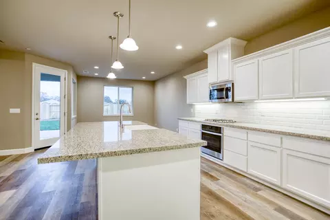 1191 Hancock Dr, Redding, CA 96003 photo 8