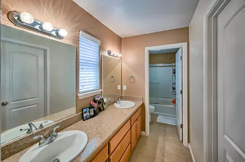 2061 Tuscany Way, Redding, CA 96003 photo 15