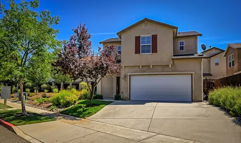2061 Tuscany Way, Redding, CA 96003 photo 2