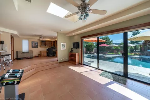 3737 Sunflower Dr, Redding, CA 96001 photo 10